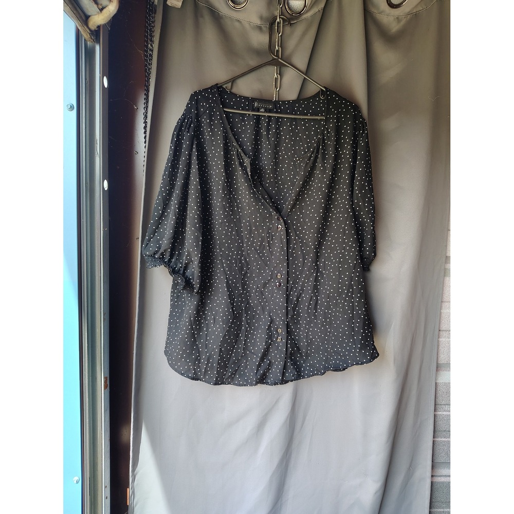 Collection by Bobeau  2X Black Polka Dot Button‎ Front Puff Sleeve Blouse